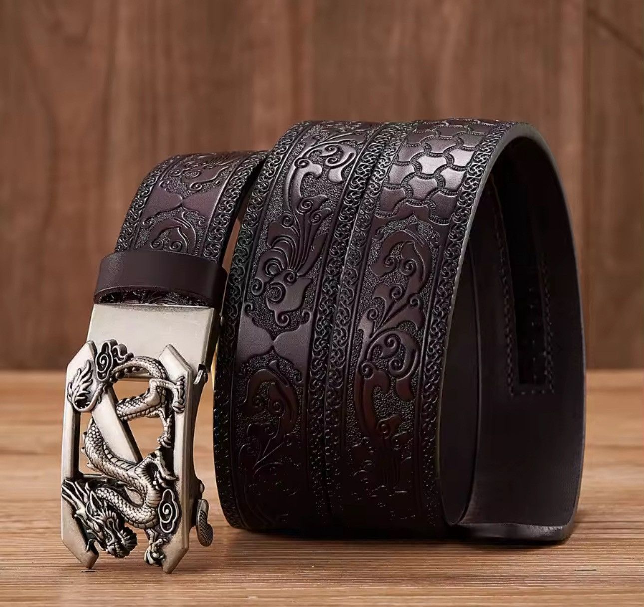 105 cm Vintage-Inspired Dragon Premium Split Leather