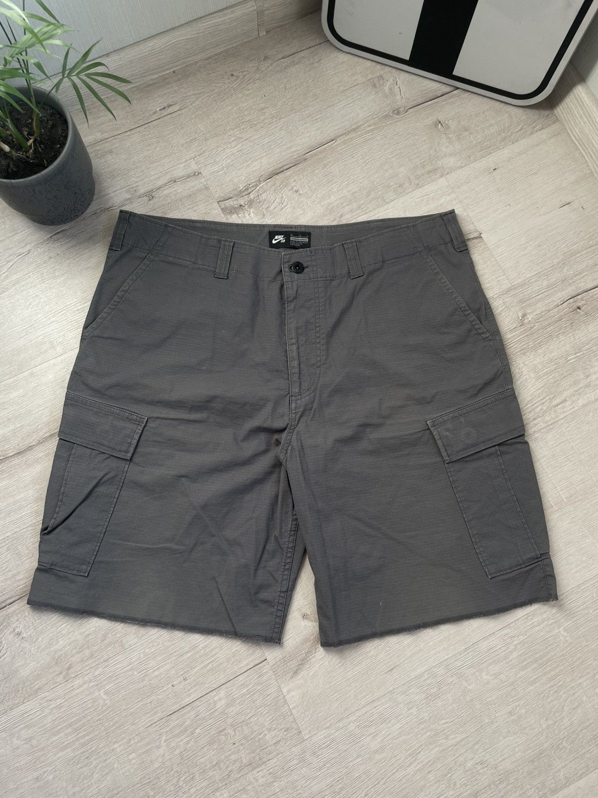 Nike Nike Sb Ripstop Cargo Shorts Skateboard Size US 36 / EU 52 - 7 Thumbnail