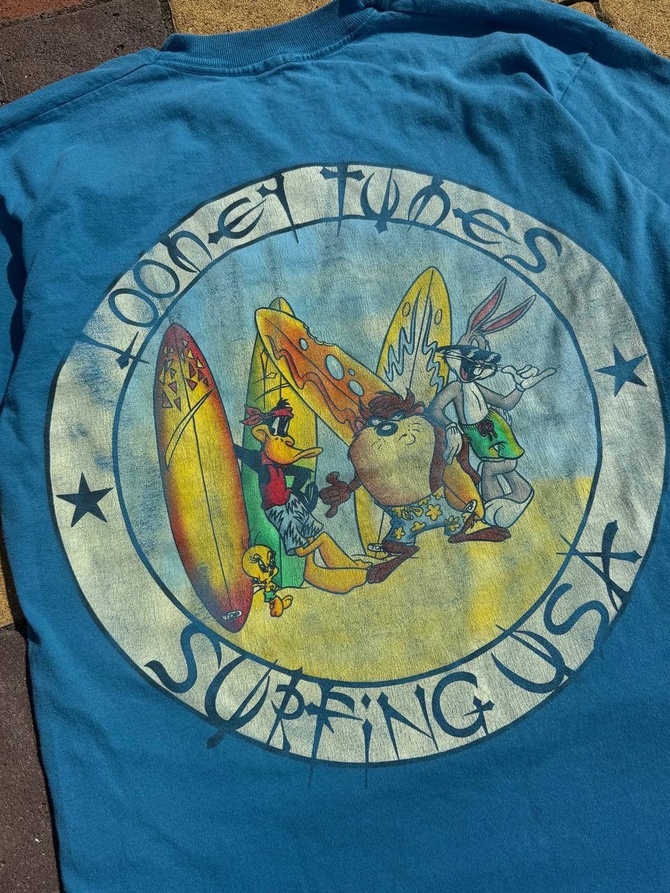 Giant Vintage Looney Tunes Surfing USA 1998 T Shirt Warner Bros Size US M / EU 48-50 / 2 - 4 Thumbnail