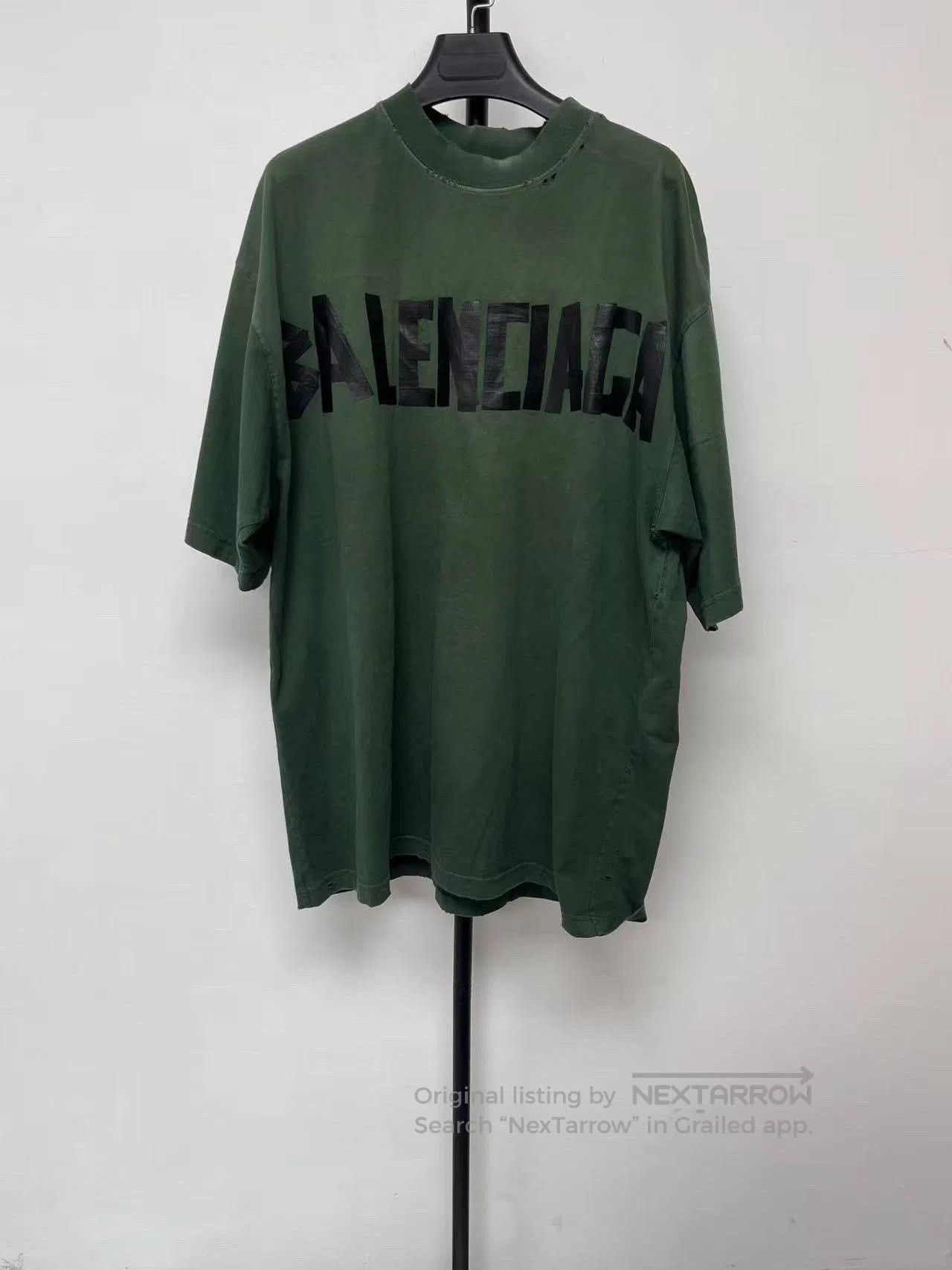 Balenciaga Balenciaga Logo Print Crewneck T-Shirt. Size US S / EU 44-46 / 1 - 1 Thumbnail