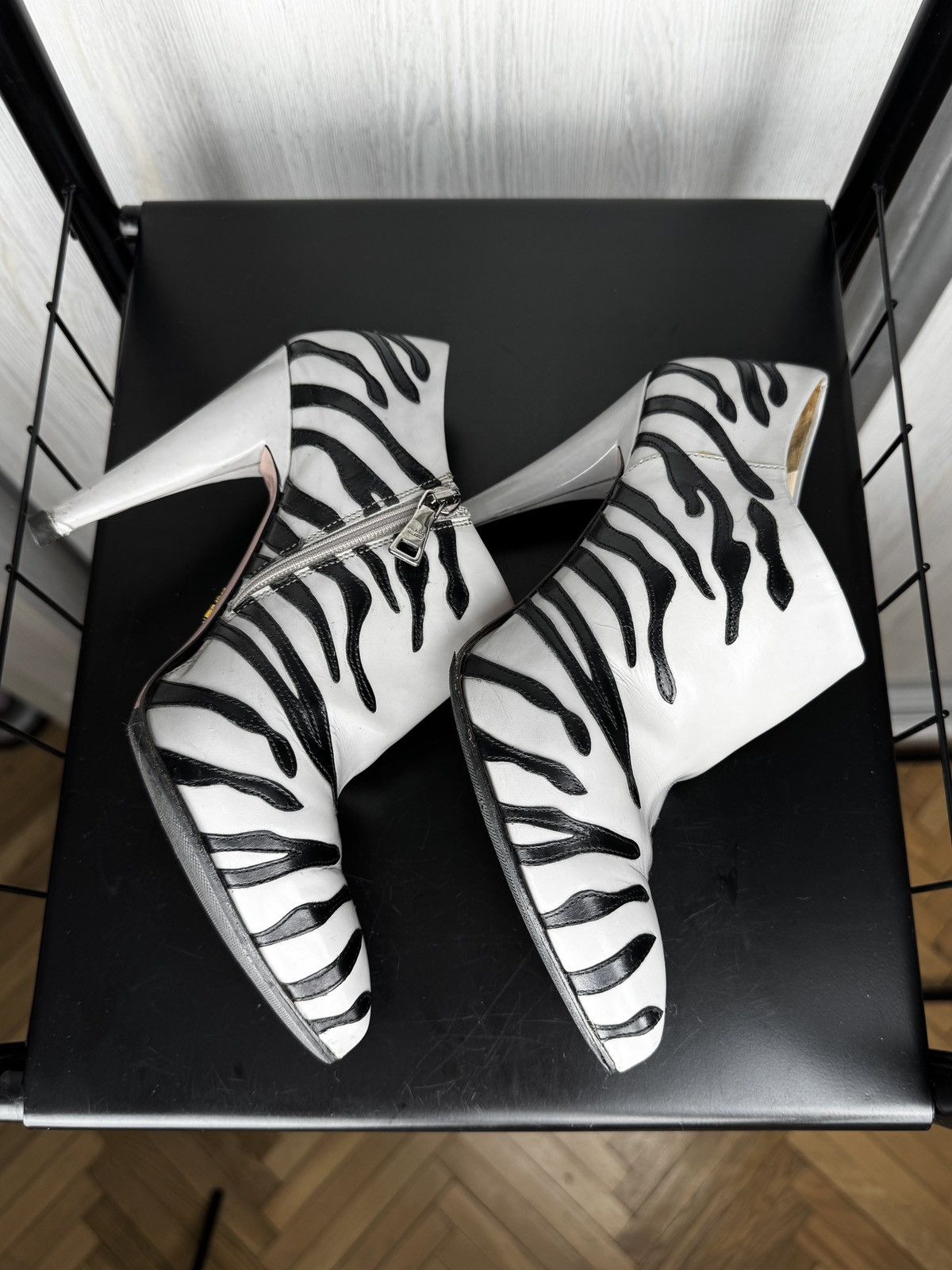 Prada Prada Grey Black Leather Tiger Stripe Ankle Boots size 36.5 Size US 6.5 / IT 36.5 - 19 Thumbnail
