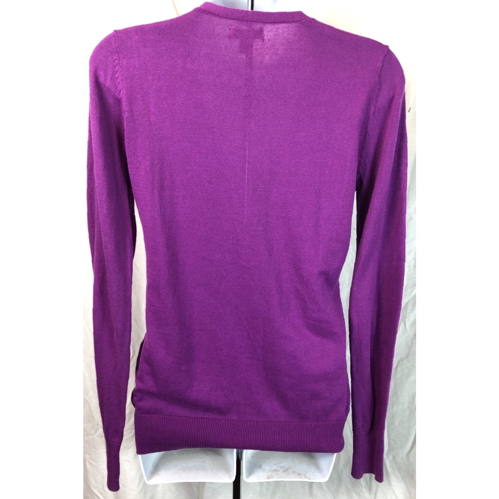 Old Navy VINTAGE Old Navy Cardigan Sweater XS Purple Button V-Neck Long Sleeve Knit 90s Preppy Y2K College Academia Womens Size XS / US 0-2 / IT 36-38 - 3 Thumbnail