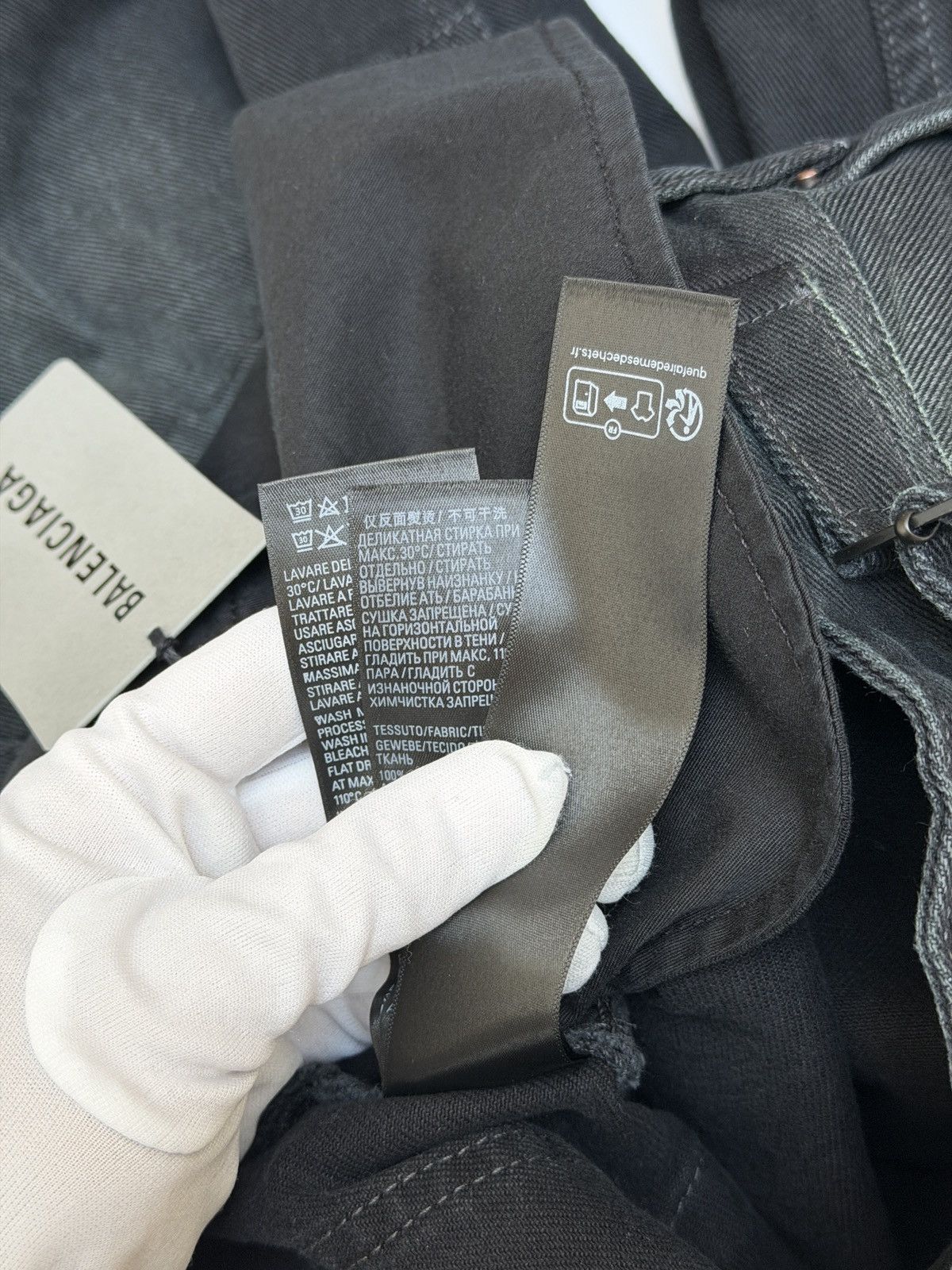 Balenciaga Balenciaga Baggy Cargo Carpenter Black Denim Pant Size US 28 / EU 44 - 16 Thumbnail