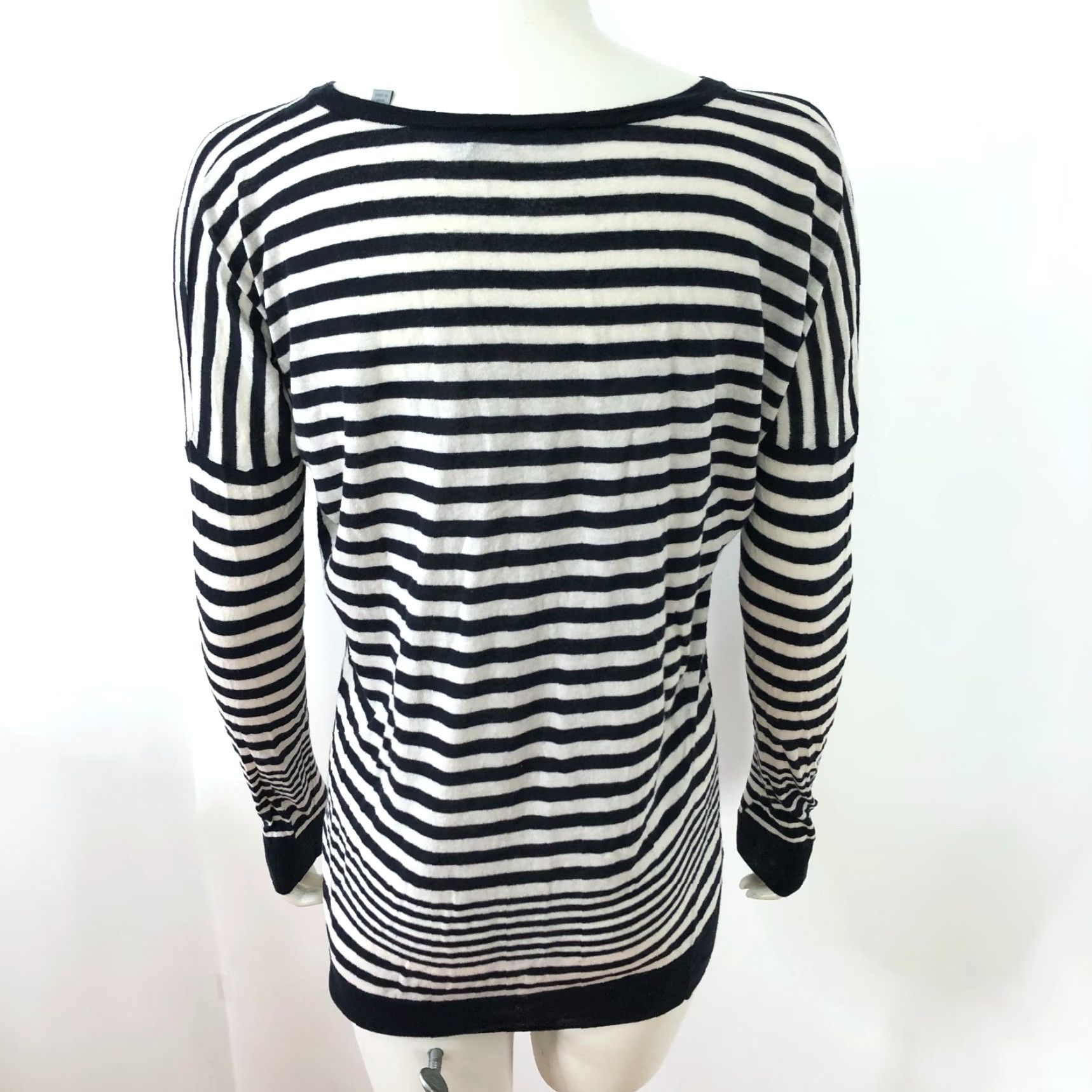 Vince Vince Small Drop Shoulder Womens Pullover Top Long Sleeve Blue PLS READ FADED Size S / US 4 / IT 40 - 4 Thumbnail