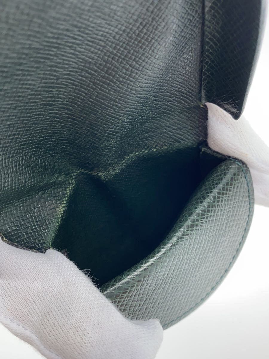 Louis Vuitton Louis Vuitton Taiga Porte Monet Cuvette Black Green Size ONE SIZE - 6 Thumbnail