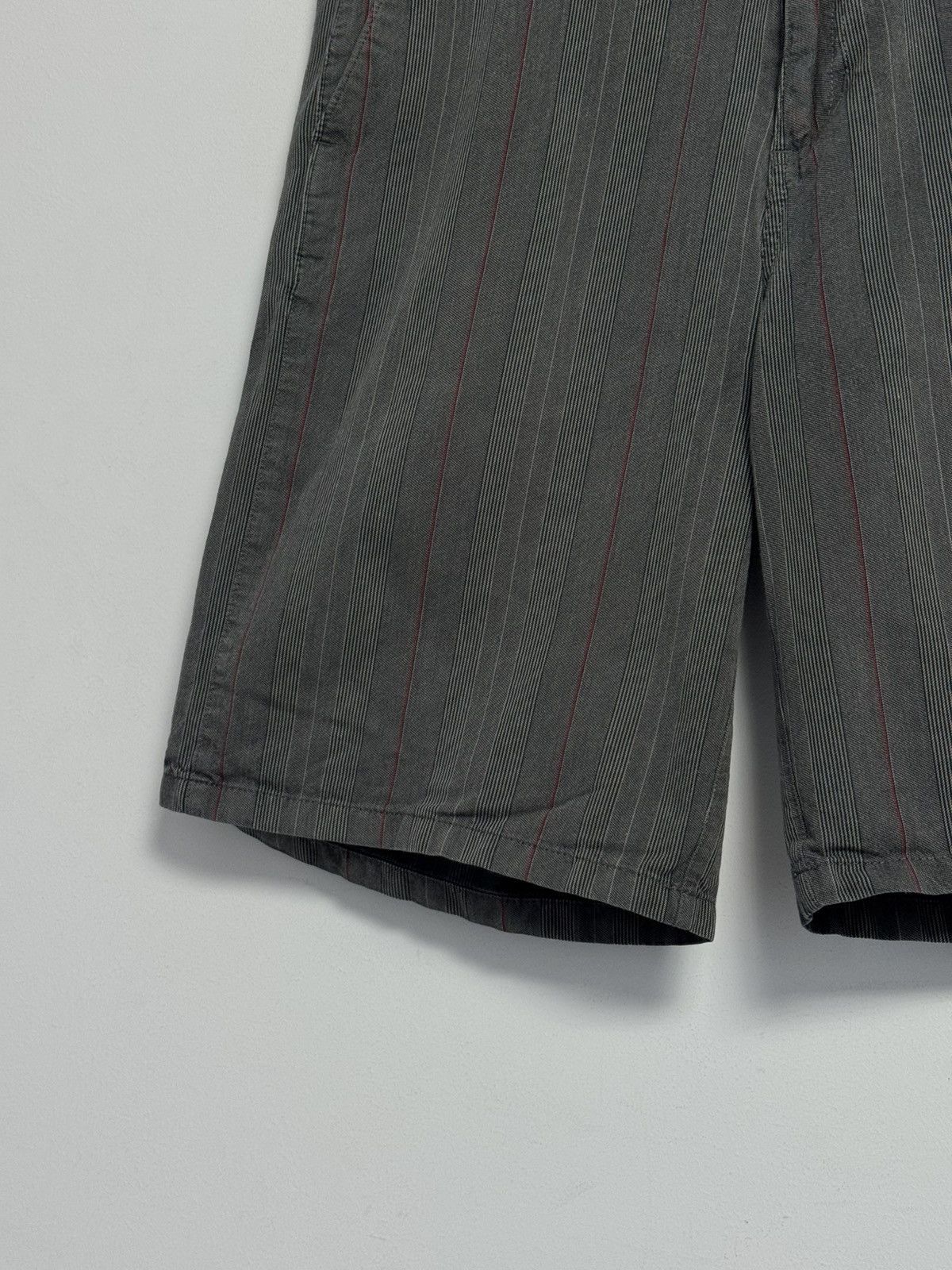 Oakley Oakley Vintage Shorts Y2K Style Hype Size 30" / US 8 / IT 44 - 5 Thumbnail