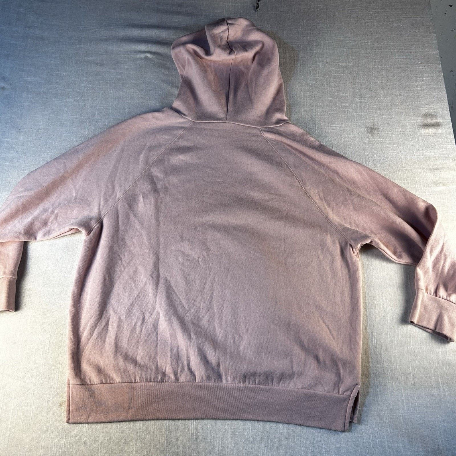 Victoria's Secret Victoria's Secret PINK Women Hoodie Sequins Bling Sz L Size L / US 10 / IT 46 - 11 Thumbnail