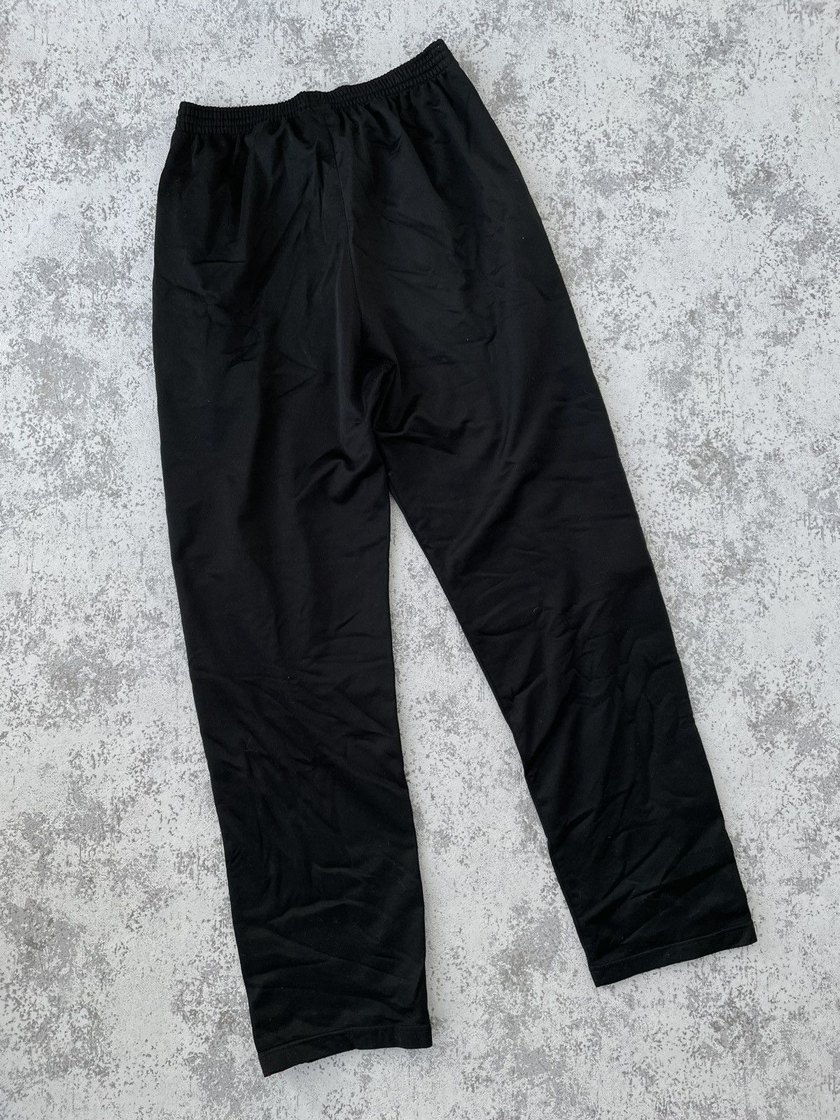 Umbro Vnt Rare❗️Manchester United 90s Sharp Umbro Track Pants Size US 34 / EU 50 - 6 Thumbnail