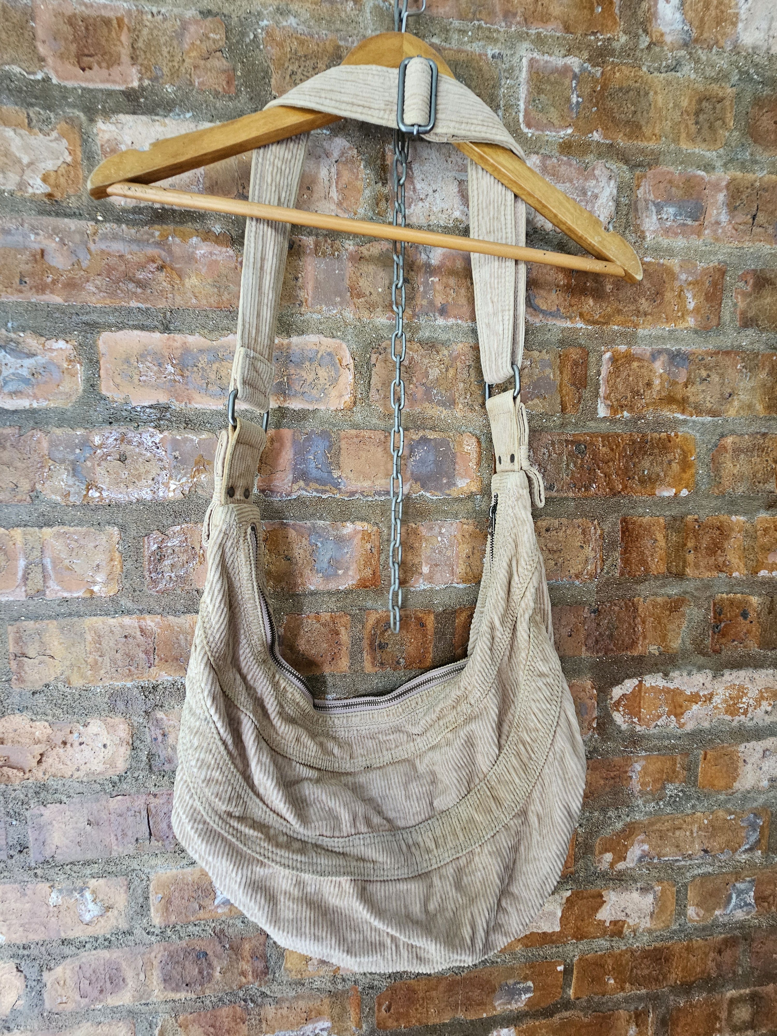 Diesel VTG DIESEL banana corduroy bag Size ONE SIZE - 2 Thumbnail