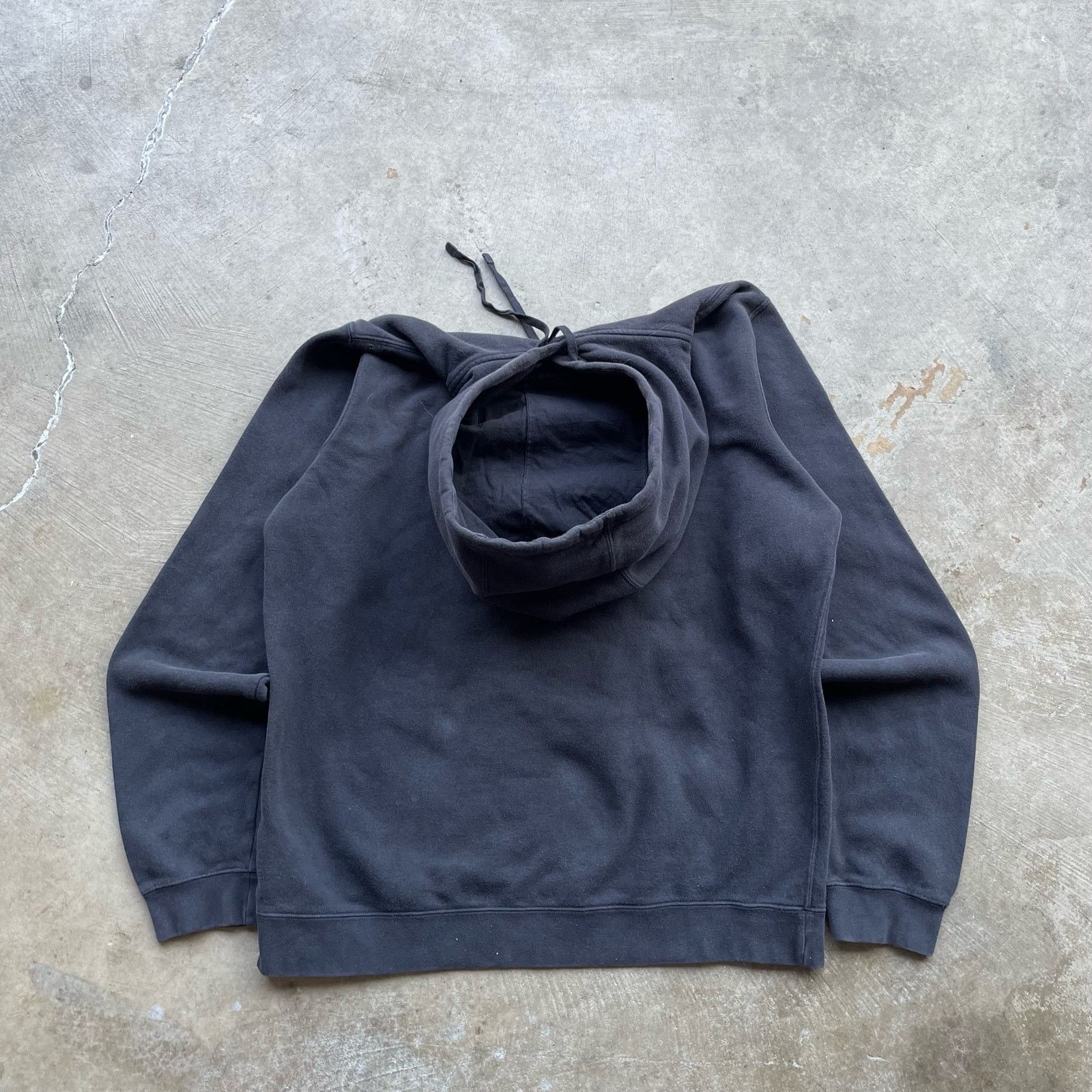 Vintage NIKE BLACK HOODIE BLANK BAGGY FITS LRG Size US L / EU 52-54 / 3 - 2 Thumbnail