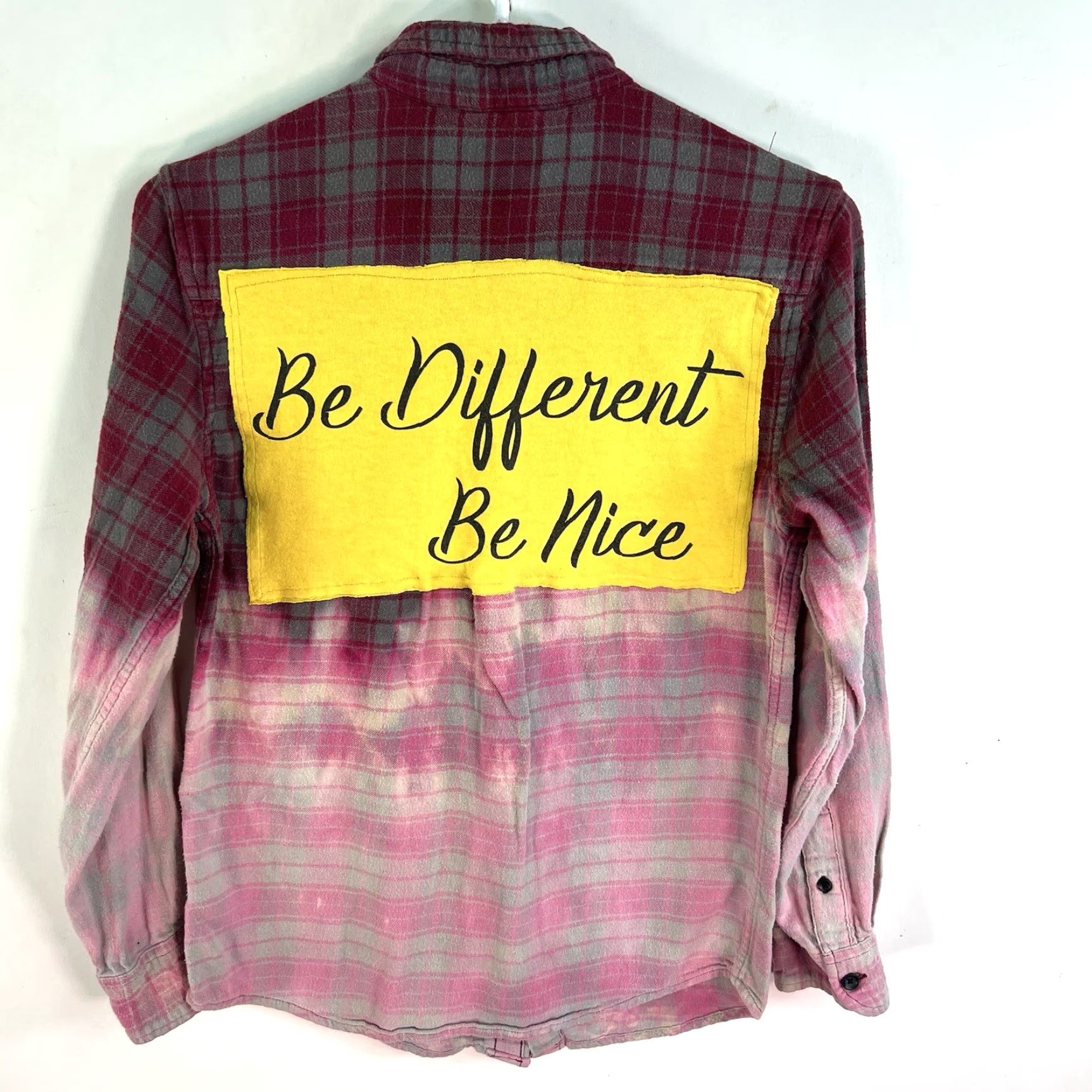 Vintage Be Different Be Nice Hand Bleached Flannel Sonoma Shirt Unisex Adults M Red Plaid Vintage No N/A Size M / US 6-8 / IT 42-44 - 2 Thumbnail