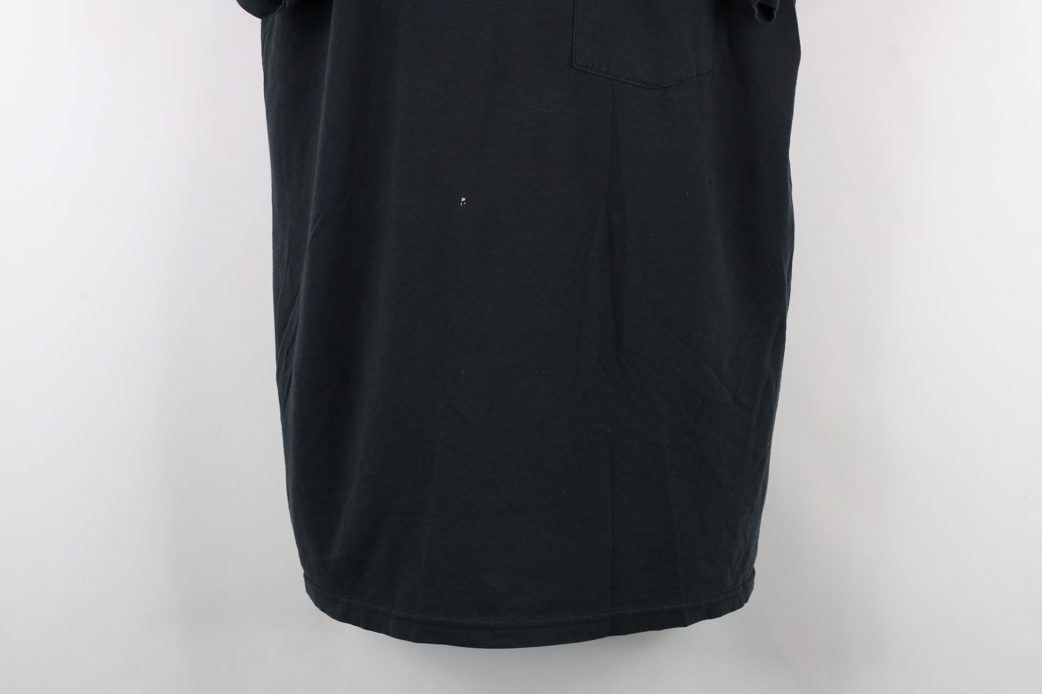 Vintage Vintage 90s Streetwear Blank Thin Pocket T-Shirt Black Size US M / EU 48-50 / 2 - 3 Thumbnail