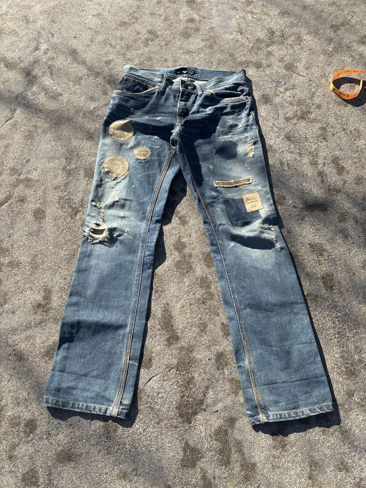 Japanese Brand Distressed Patchwork Exhibitionist Denim 32x32 Size US 32 / EU 48 - 2 Thumbnail