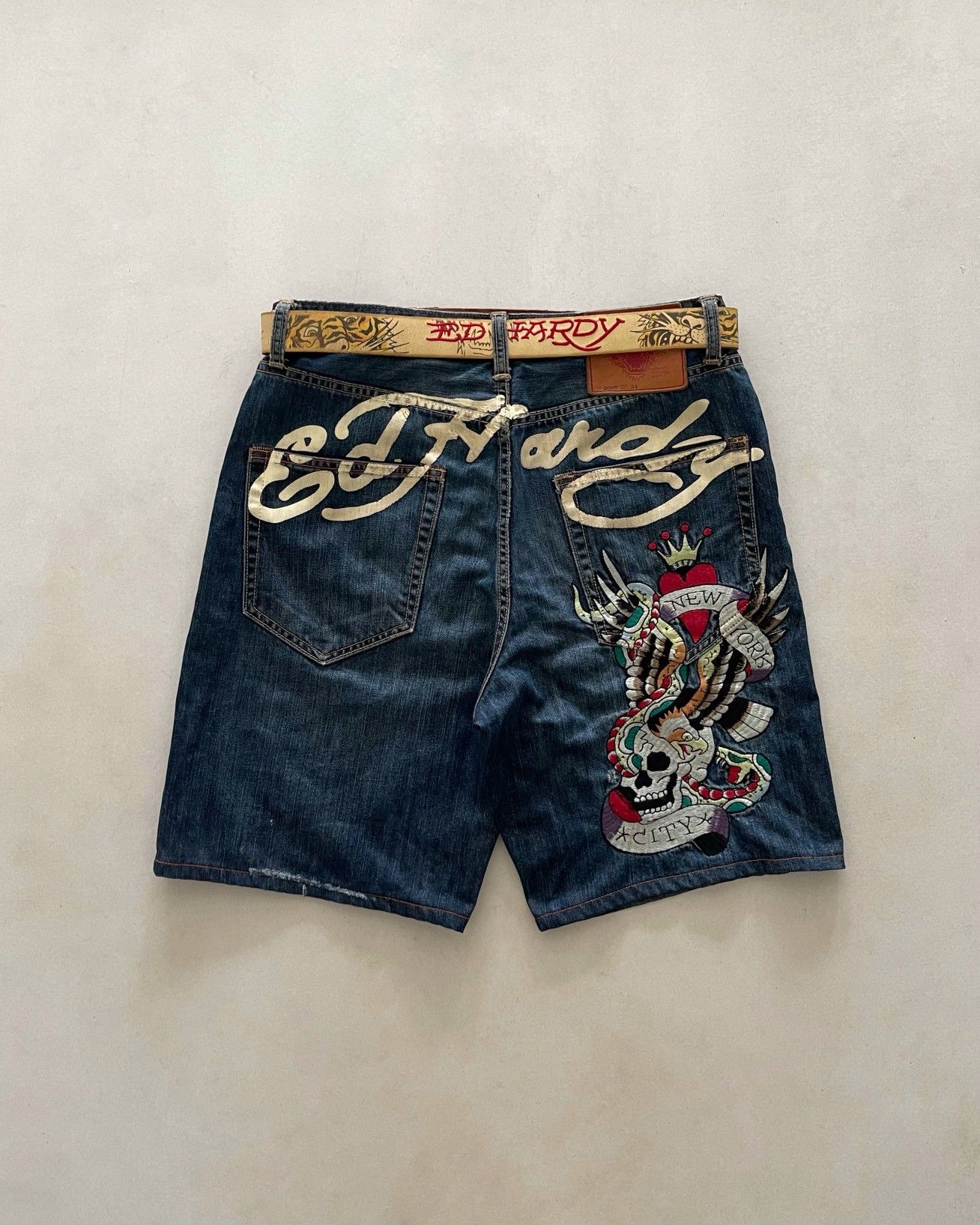Ed Hardy ‘ ED HARDY ‘ Dark Blue Baggy Jorts ‘ New York City ‘ Size US 34 / EU 50 - 1 Thumbnail