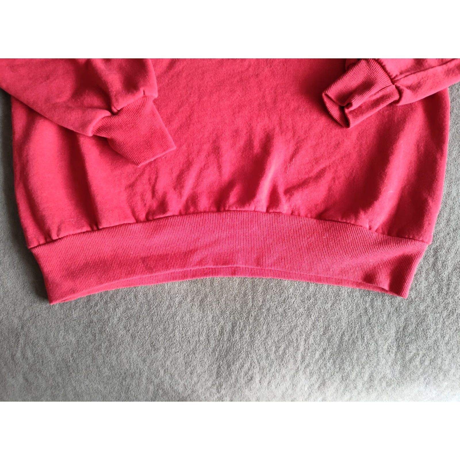 Jerzees VINTAGE Jerzees Red Christmas Embroidered Hearts Sweatshirt Womens Medium Size M / US 6-8 / IT 42-44 - 2 Thumbnail