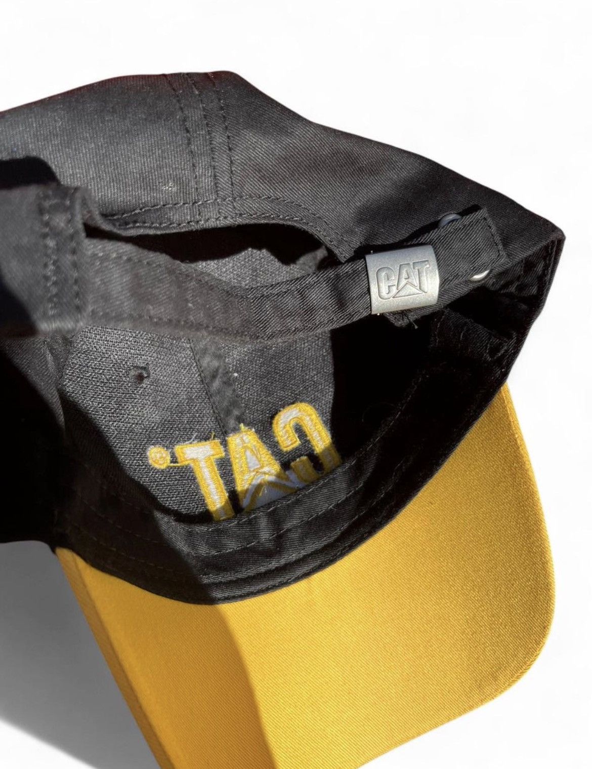Vintage Vintage 2000’s Caterpillar Black and Yellow Logo Cap Size ONE SIZE - 6 Thumbnail