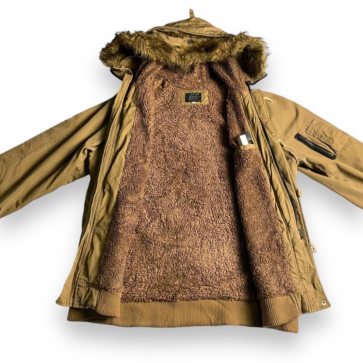 Le Grande Bleu (L.G.B.) ESPEARA BUTTON UP FULL ZIP LINED BOA FUR HOODIE JACKET Size US XL / EU 56 / 4 - 4 Thumbnail