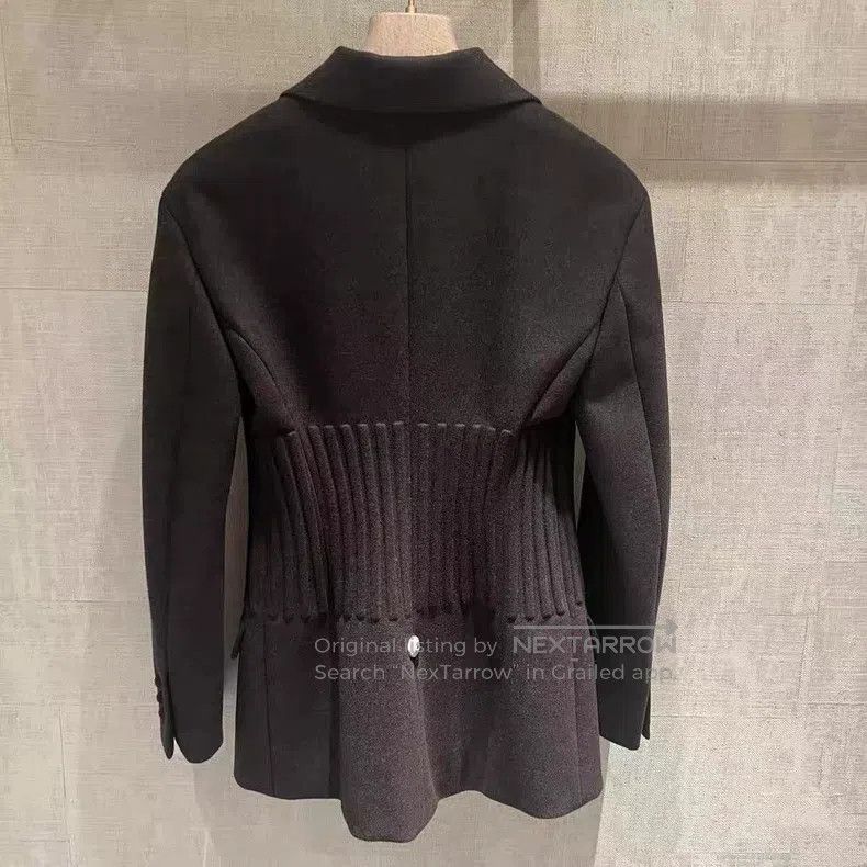 Fendi Fendi Women's Wool Short Coat with Cashmere Inside Size L / US 10 / IT 46 - 2 Thumbnail