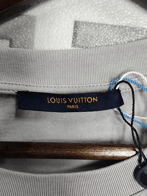 Louis Vuitton Louis Vuitton crew neck short sleeve Size US XL / EU 56 / 4 - 3 Thumbnail
