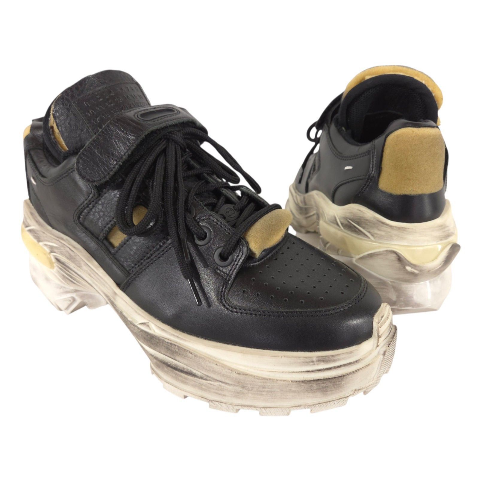 Maison Margiela Maison Margiela Retro Fit Sneakers US 10 EU 43 Mens Black W Size US 10 / EU 43 - 1 Thumbnail