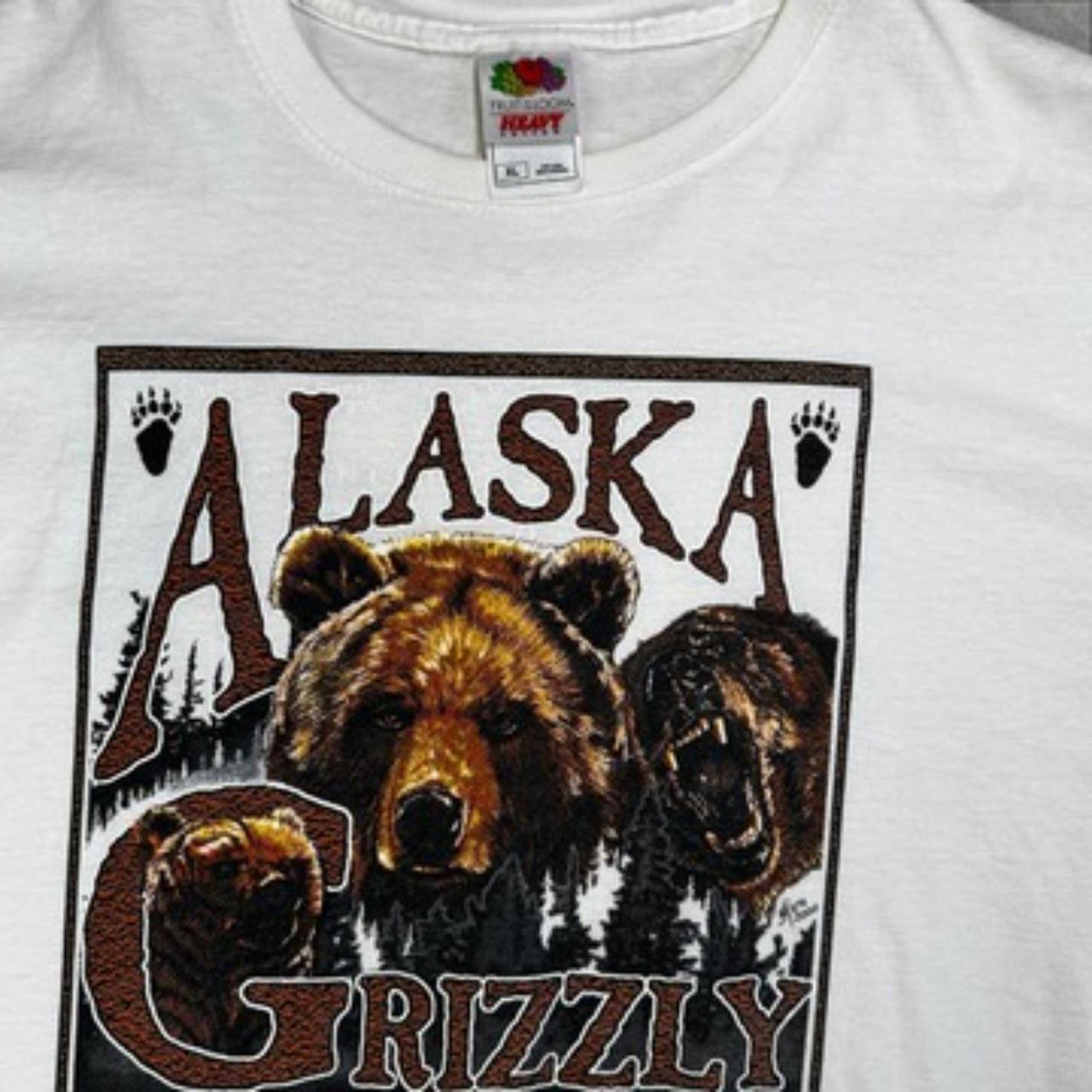 Fruit Of The Loom Vintage 2000 Alaska Grizzly Tee White Size US XL / EU 56 / 4 - 3 Thumbnail