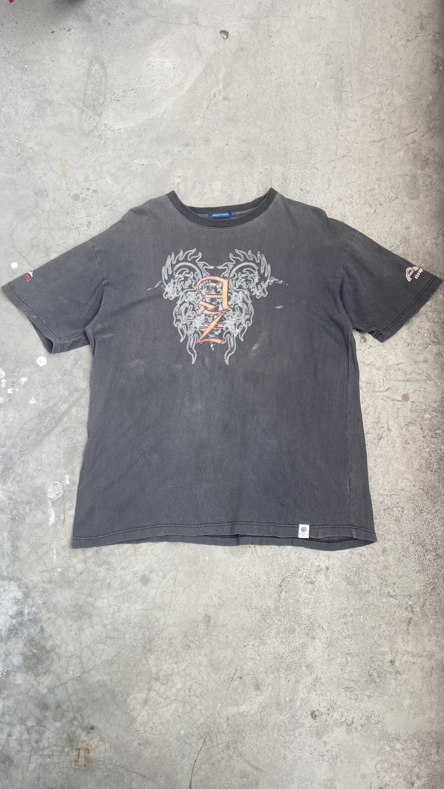 Japanese Brand Vintage Y2k sun faded Tshirt Size US L / EU 52-54 / 3 - 3 Thumbnail