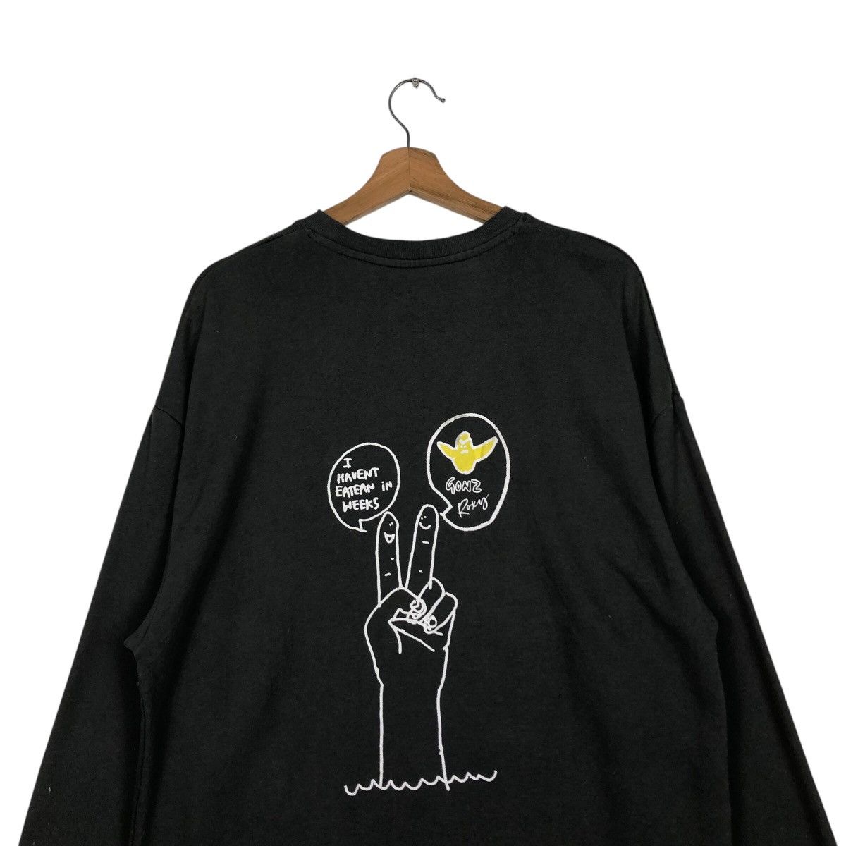 Japanese Brand × Vintage 📌Vintage Sweatshirt Roxy X Mark Gonzales Big Logo Design Size US M / EU 48-50 / 2 - 10 Thumbnail