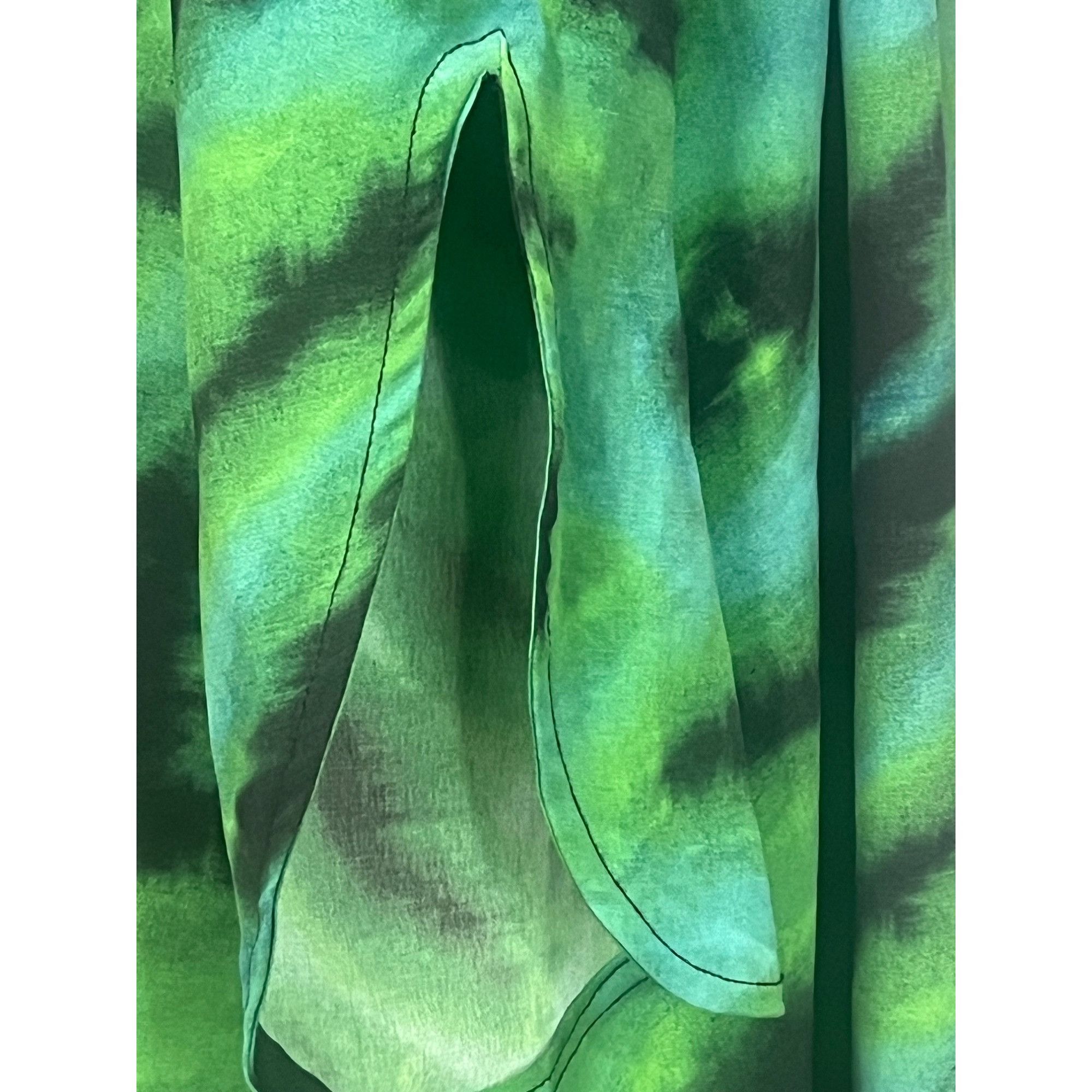 Topshop Topshop animal ruffle neck tea dress in green, US 8 Size M / US 6-8 / IT 42-44 - 13 Thumbnail