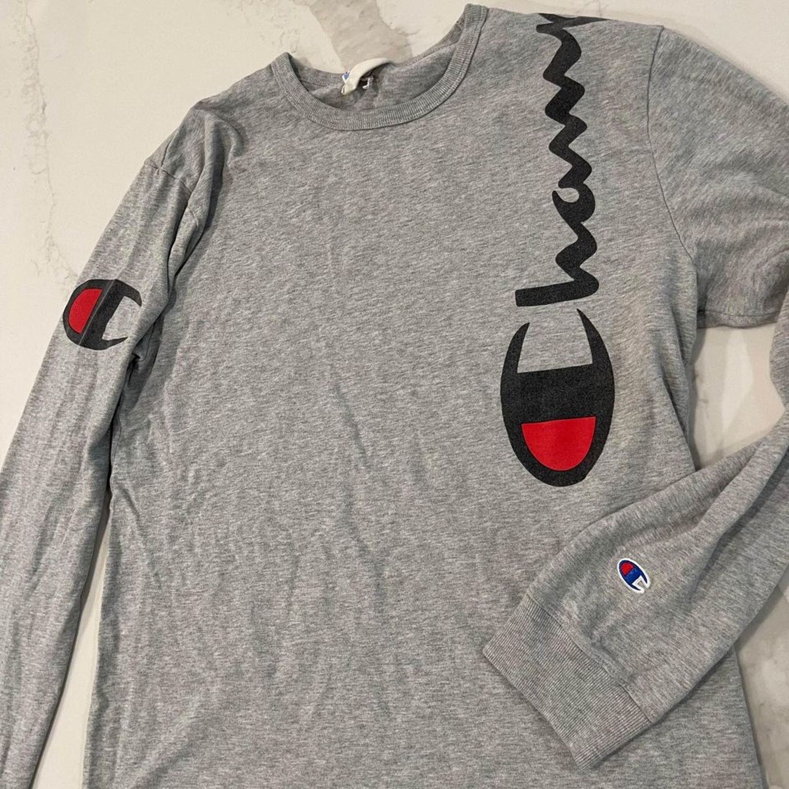 Champion Champion Shoulder Script Gray Long Sleeve Shirt Men Medium Size US M / EU 48-50 / 2 - 2 Thumbnail