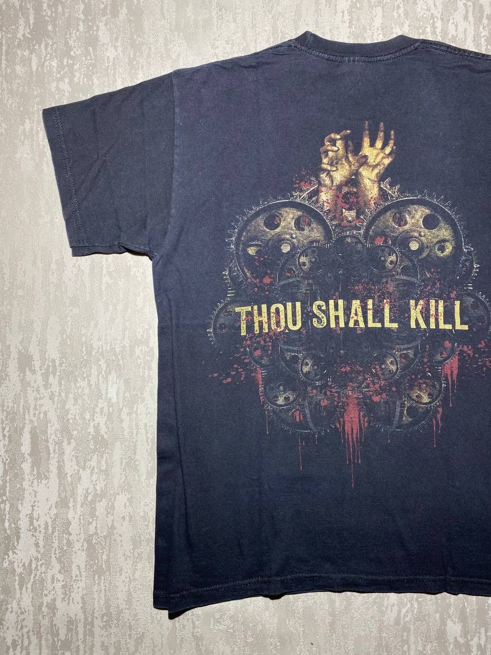 Band Tees × Vintage Vintage Y2K Six Feet Under Skulls hands Horror Tee Size US M / EU 48-50 / 2 - 11 Thumbnail