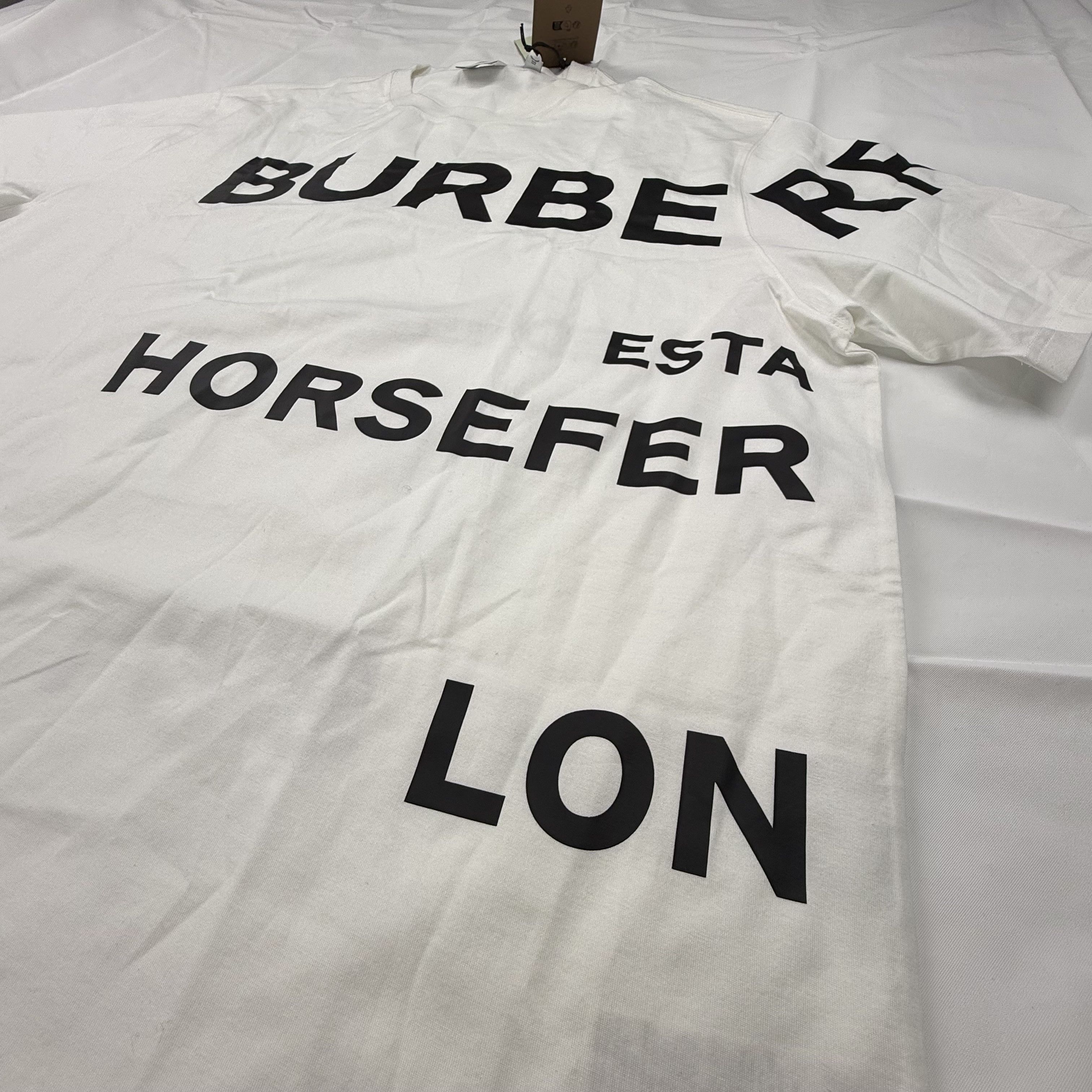 Burberry Burberry Ellison Horseferry Print White Cotton T-Shirt XXL Size US XXL / EU 58 / 5 - 2 Thumbnail