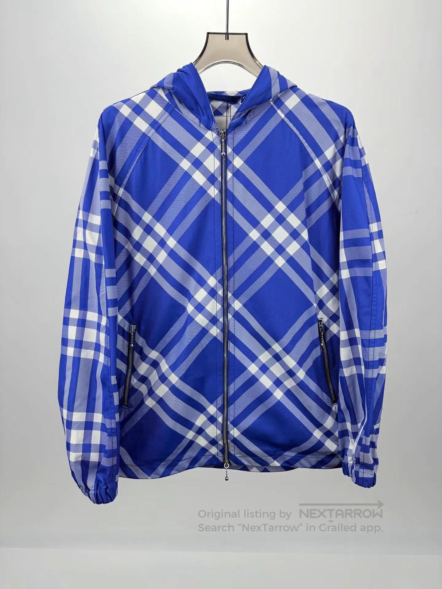 Burberry Blue Plaid Hooded Zip. Size US M / EU 48-50 / 2 - 1 Thumbnail
