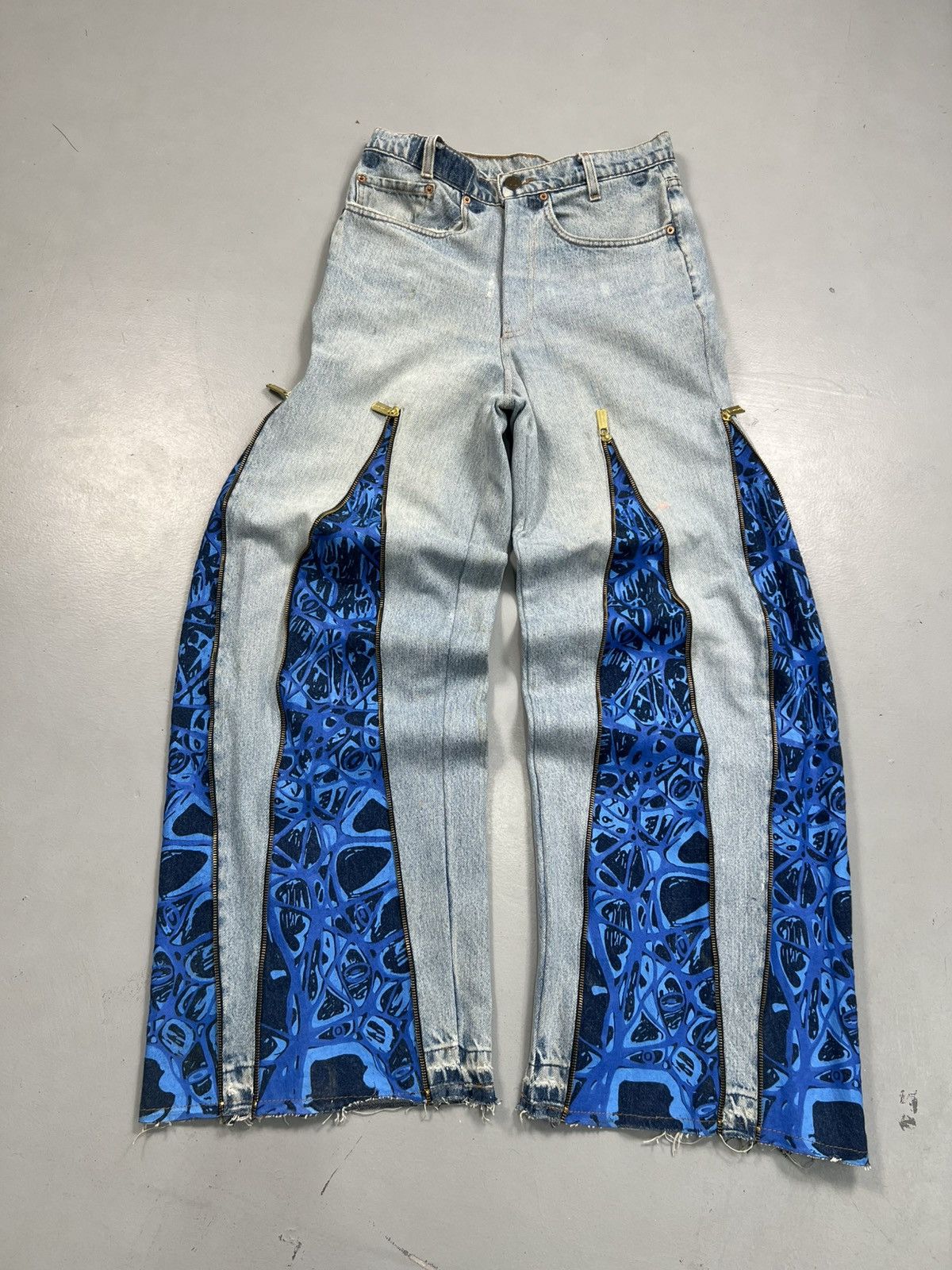 Levi's Crazy 10f1 reworked chain bottom zip up printed denim Size US 30 / EU 46 - 1 Thumbnail