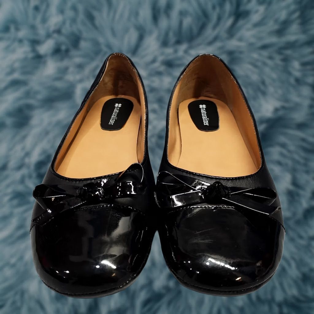 Naturalizer Naturalizer Sweeney Ballet Flats Womens Size 9W Black Leather Decorative Bow Flat Shoes Size US 9 / IT 39 - 1 Thumbnail