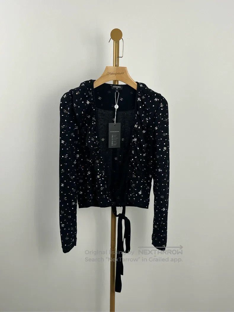 Chanel Chanel Full print flash logo ruffled coat Size XXS / US 00 / IT 34 - 1 Thumbnail