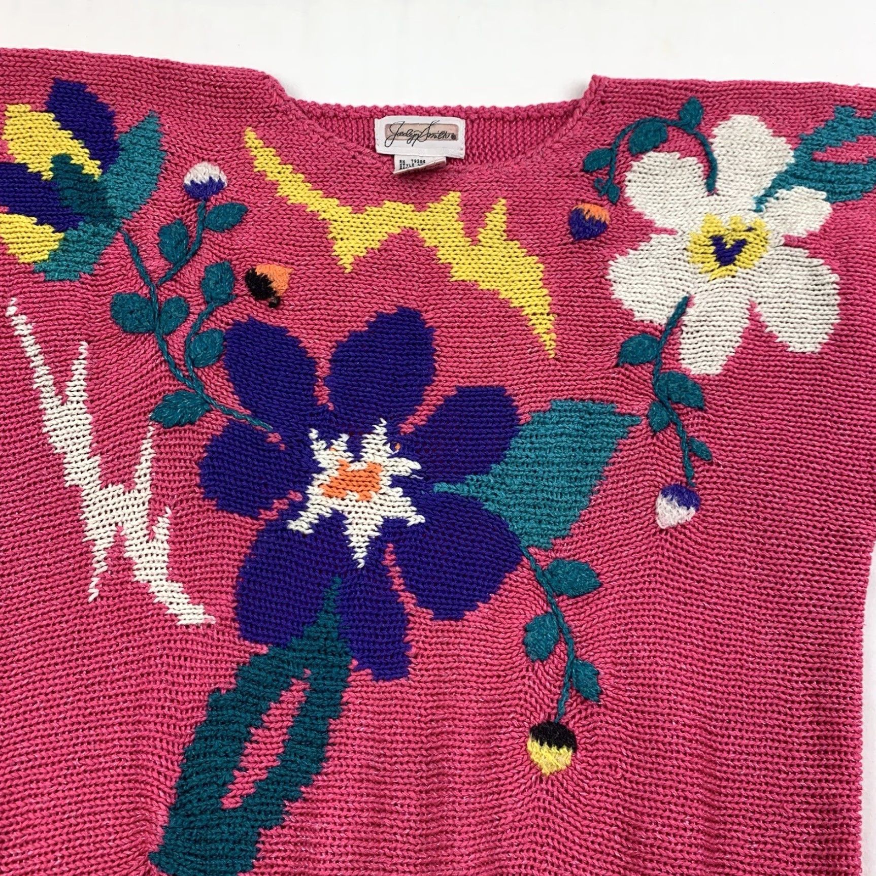 Vintage VINTAGE Jaclyn Smith Sweater Shirt Womens L Pink Floral Short Sleeve Pullover Knit 90s Womens L Size L / US 10 / IT 46 - 2 Thumbnail