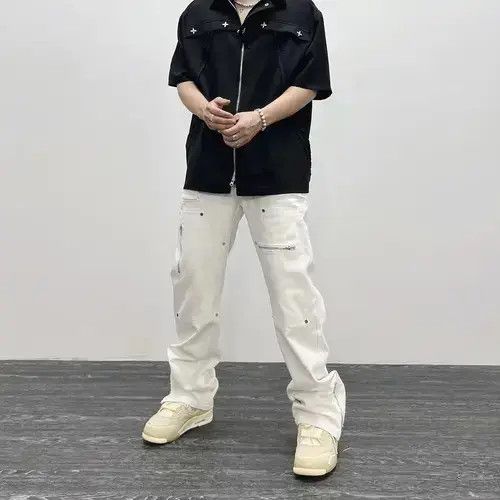 VIBE Zipper Split Flare White Cargo Pants Size US 32 / EU 48 - 1 Thumbnail