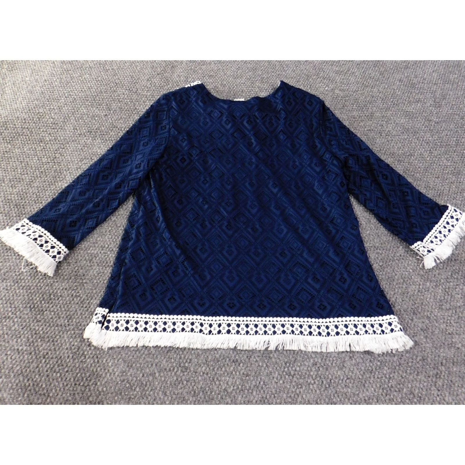 Vintage Alfred Dunner Top Womens Small Navy Blue Lace Crochet Tunic Boho Fringe Trim Blouse Size S / US 4 / IT 40 - 7 Thumbnail