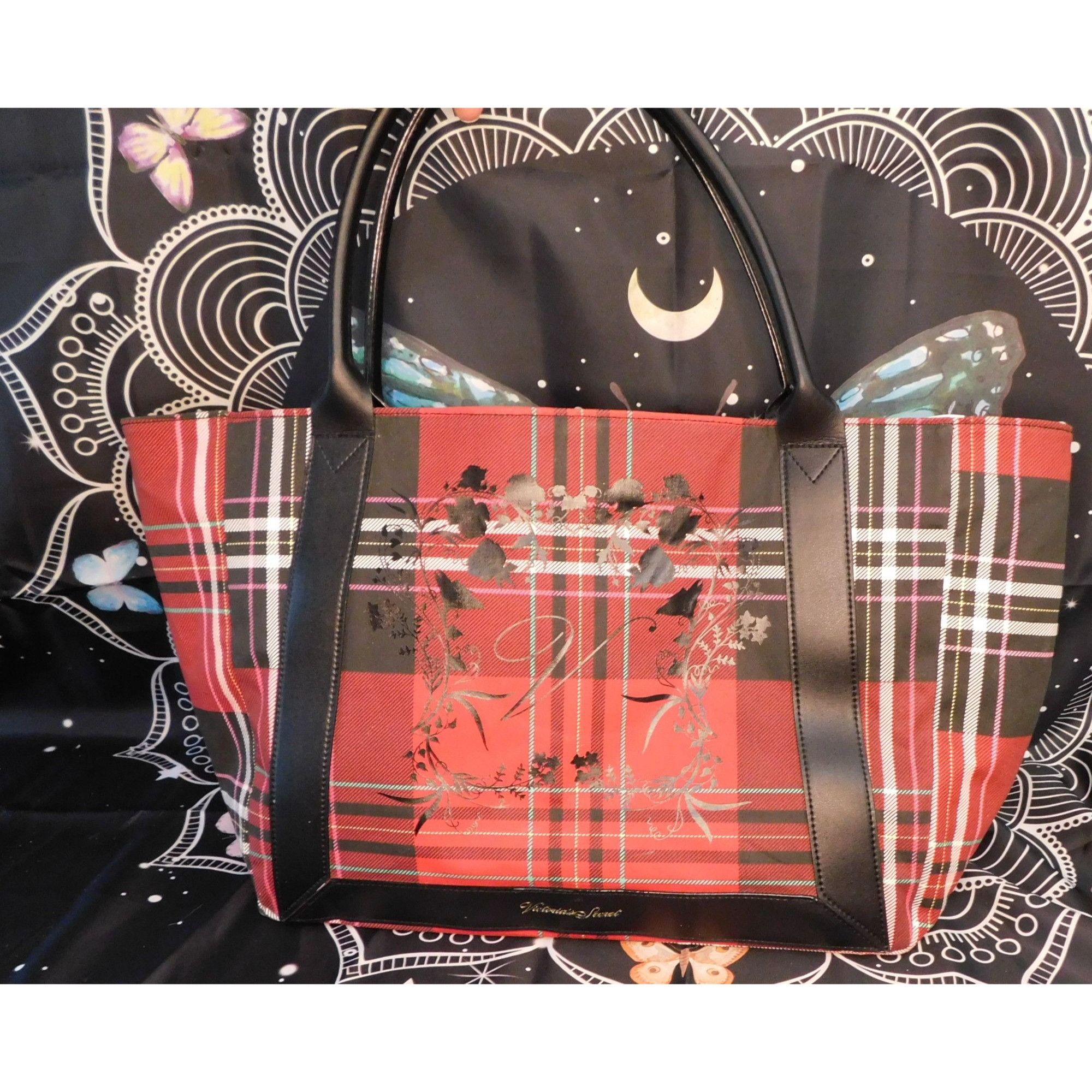 Victoria's Secret Victoria's Secret Limited Edition Red Tartan Tote Size ONE SIZE - 4 Thumbnail