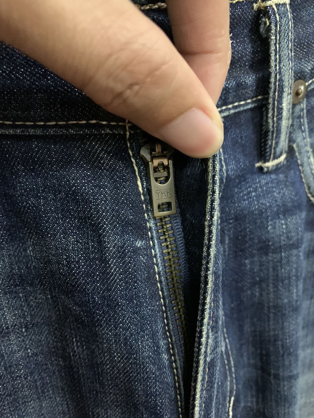 Polo Ralph Lauren × Ralph Lauren Ralph Lauren York Classic Wash Bleeker 867 Distressed Denim Size US 32 / EU 48 - 5 Thumbnail