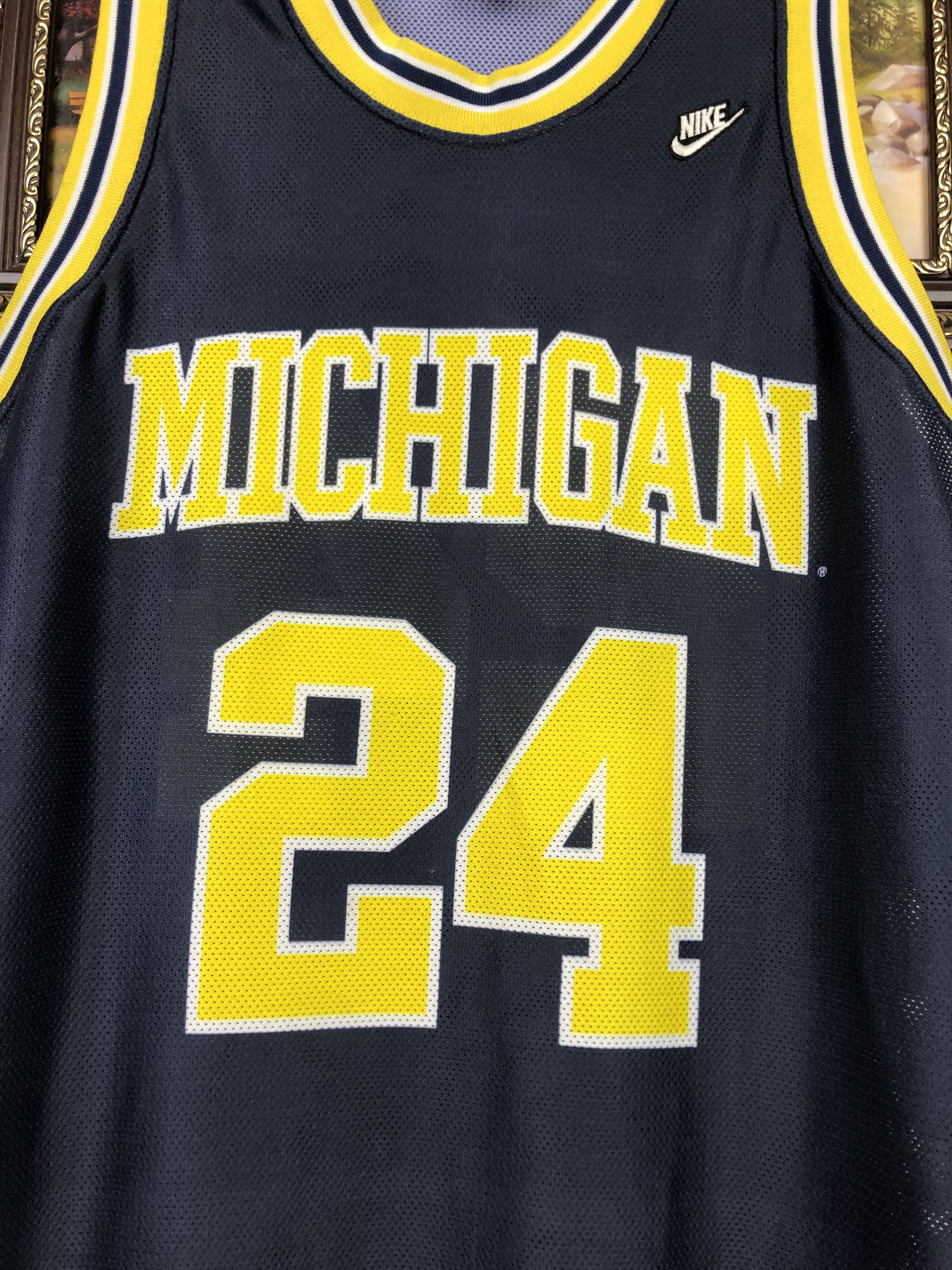 Nike Vintage Nike King Michigan Wolverines Basketball Jersey Size US XL / EU 56 / 4 - 3 Thumbnail