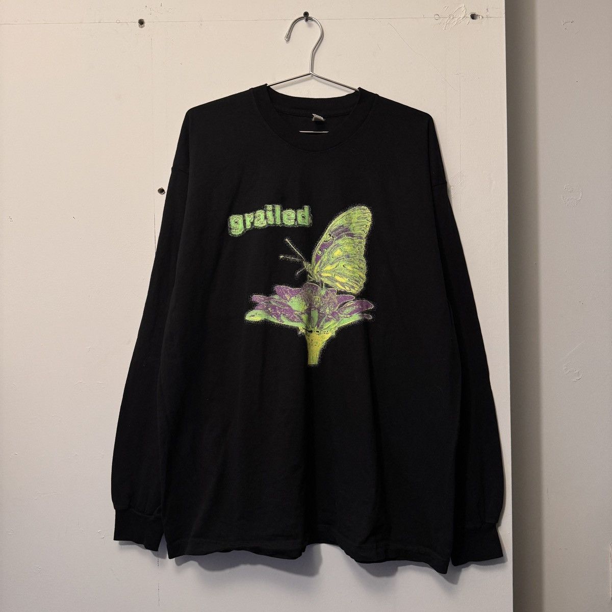 GRAILED NEON BUTTERFLY VIP LONGSLEEVE TEE