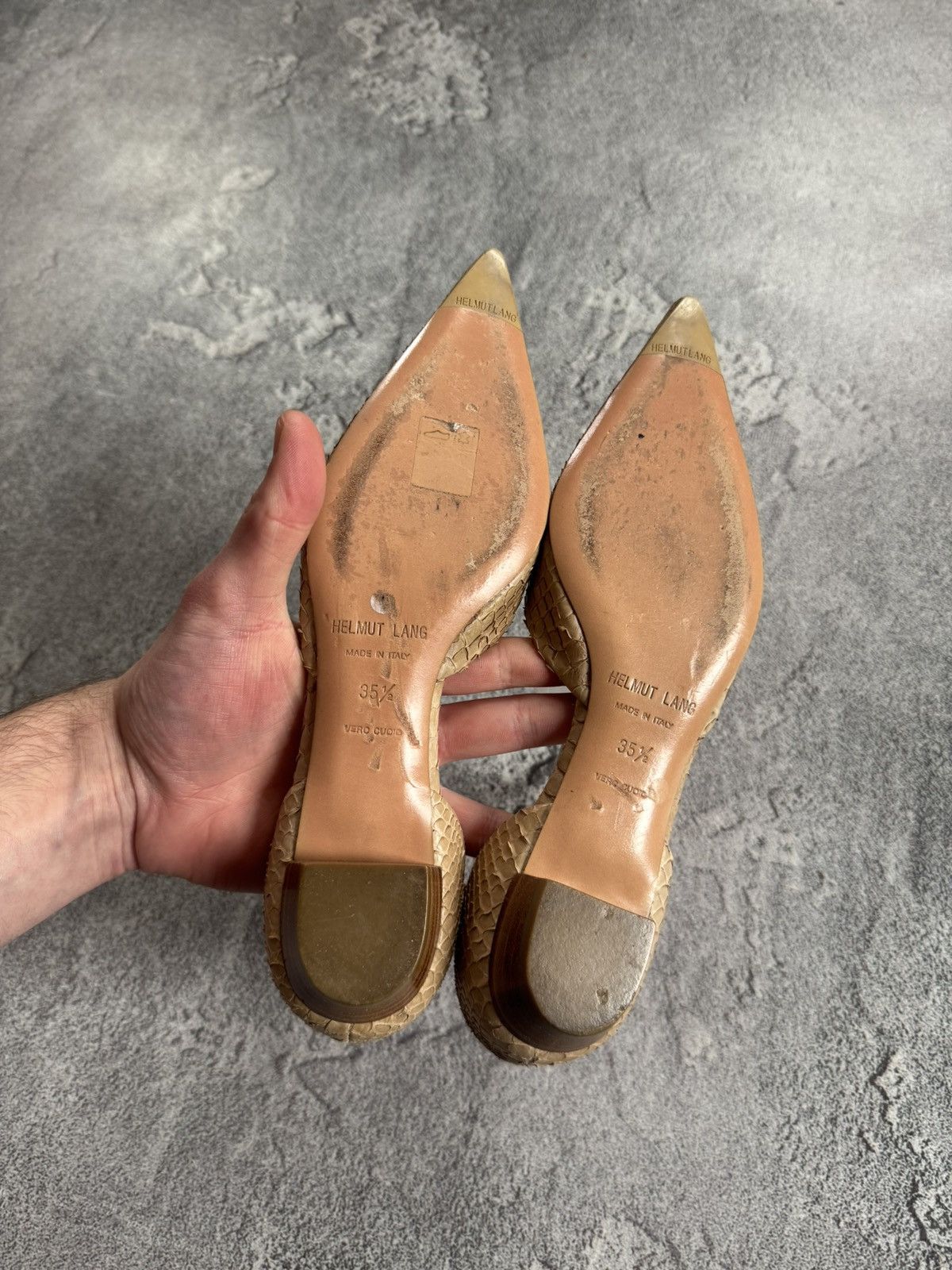 Helmut Lang Helmut Lang 35.5 textured leather pointed toe heels 👠- tan Size US 5.5 / IT 35.5 - 19 Thumbnail
