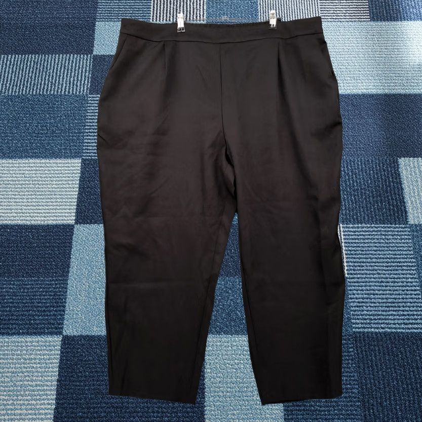 Shein Shein Curve Pants Womens 4XL Plus Black Cropped High Rise Tapered Pleated Size 40" / US 18 - 1 Thumbnail
