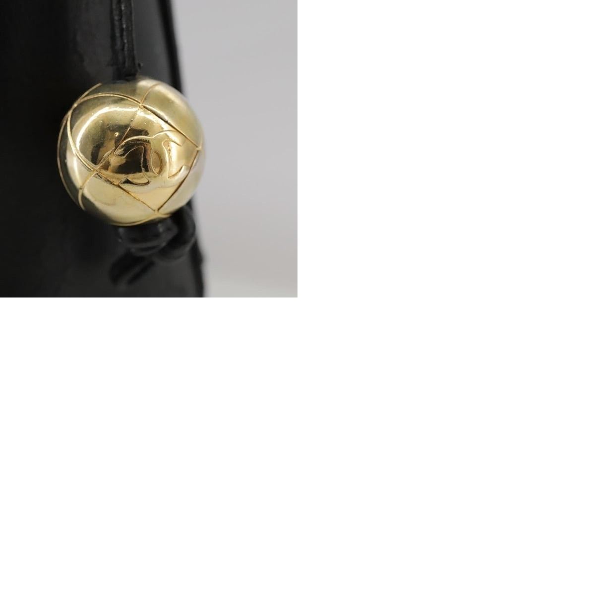 Chanel Chanel V Stitch Handbag Leather Black CC Size ONE SIZE - 5 Thumbnail