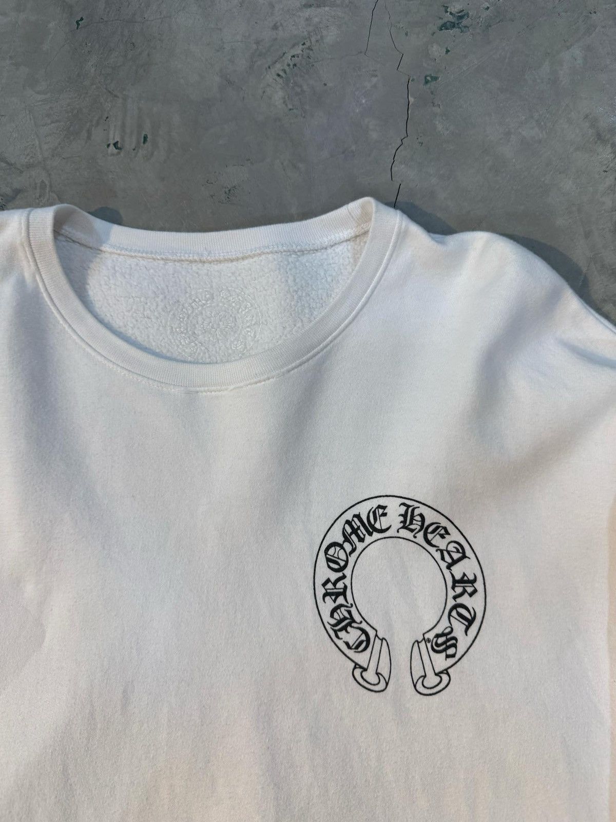 Chrome Hearts Chrome Hearts Horseshoe Floral White Crewneck Size US XL / EU 56 / 4 - 4 Thumbnail