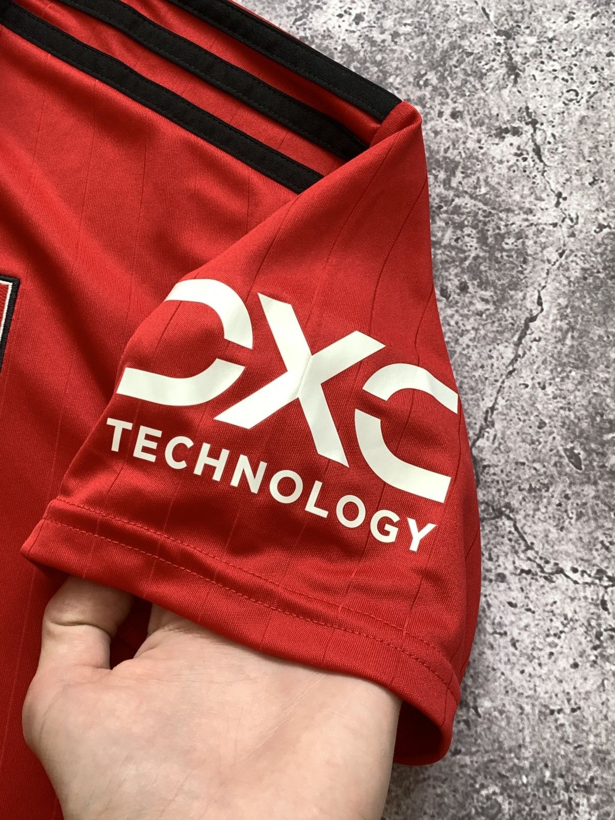 Adidas 🔥ADIDAS MANCHESTER UNITED 2022/2023 HOME SOCCER JERSEY Size US M / EU 48-50 / 2 - 6 Thumbnail