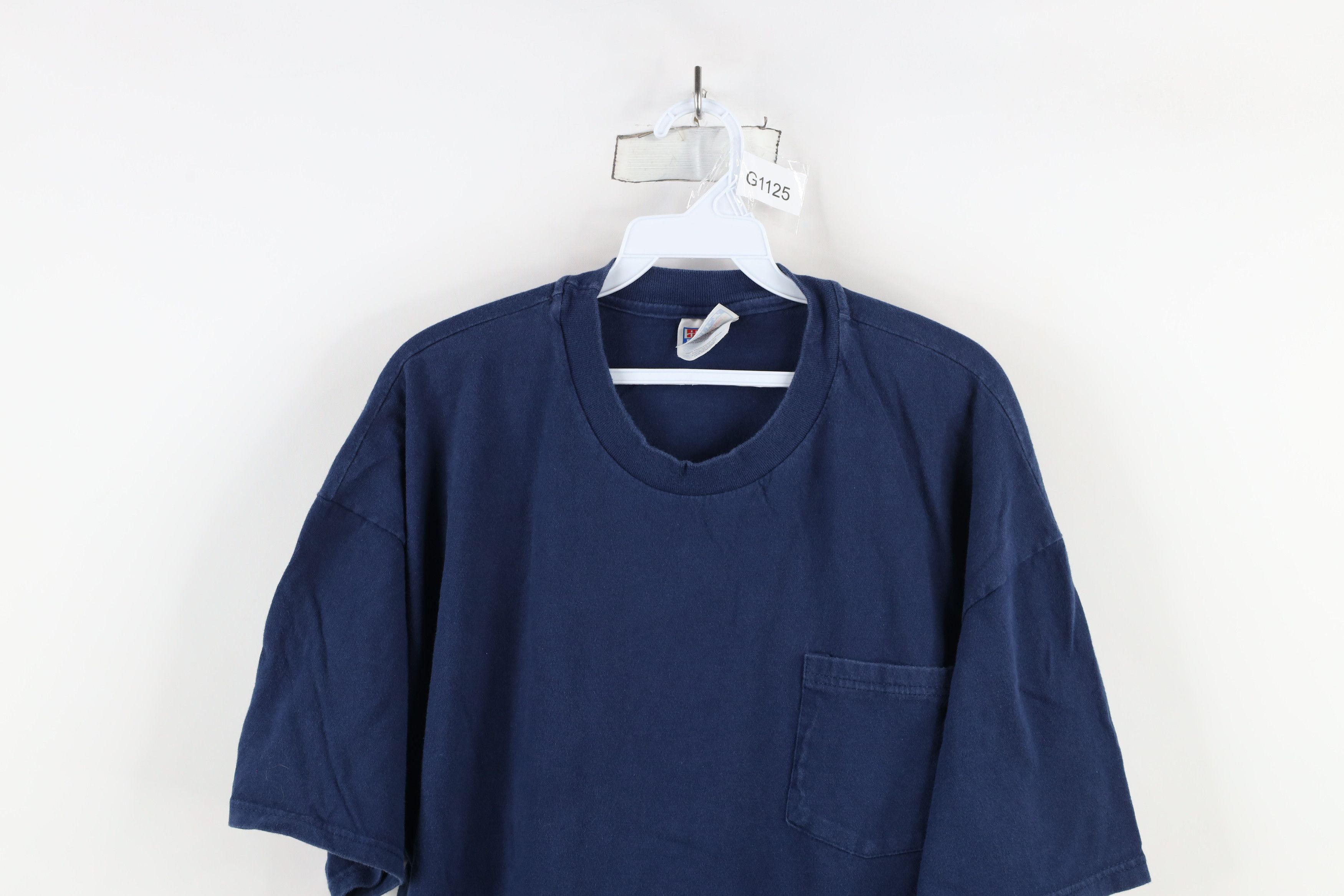 Hanes × Vintage Vintage 90s Hanes Beefy Cotton Pocket T-Shirt Navy Blue Size US XXL / EU 58 / 5 - 2 Thumbnail
