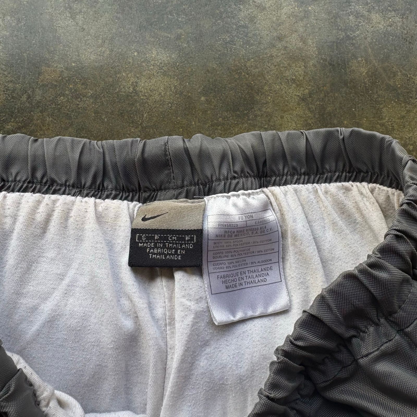 Nike Essential Y2K Nike Tech Baggy Track Pants Size Small Size US 30 / EU 46 - 6 Thumbnail