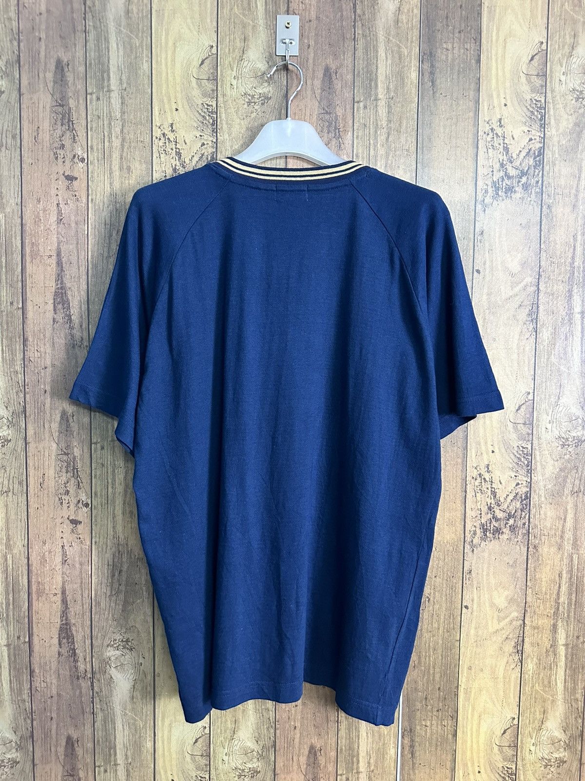 Vintage Vintage Suntory Coffee Boss Limited Vneck Shirt A397 Size US M / EU 48-50 / 2 - 3 Thumbnail